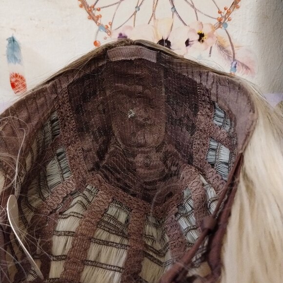 Dark Root Blonde 26" Natural Wave Wig - Picture 6 of 9